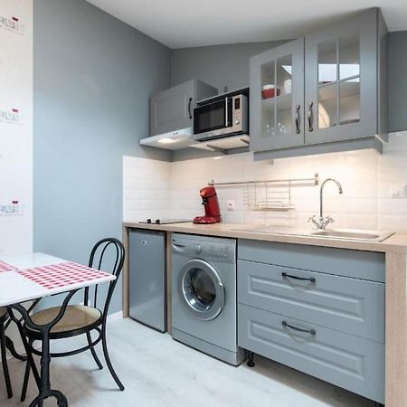 Le Paris Eiffel - Appartement Cosy En Plein Centre Bourgoin-Jallieu ภายนอก รูปภาพ